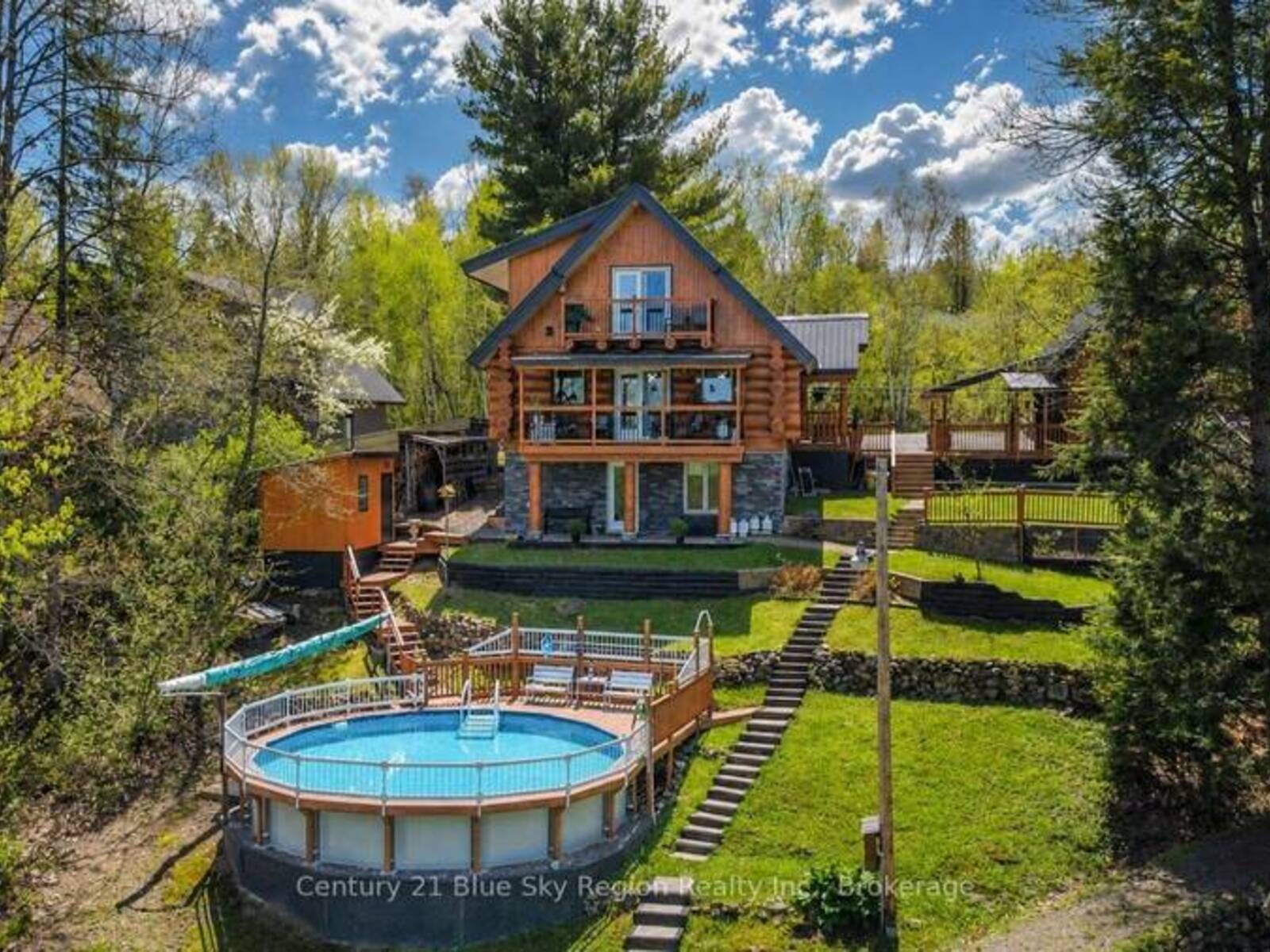 18 PARGETER DRIVE, North Bay, Ontario P0H 1B0