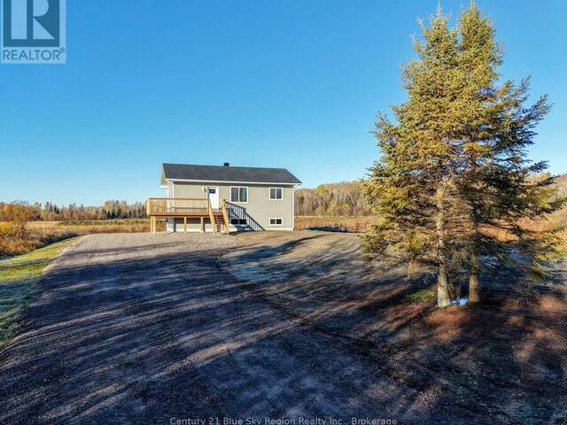 201 TALON CRESCENT S North Bay Ontario, P0H 2E0 - Multi-family Home For Sale