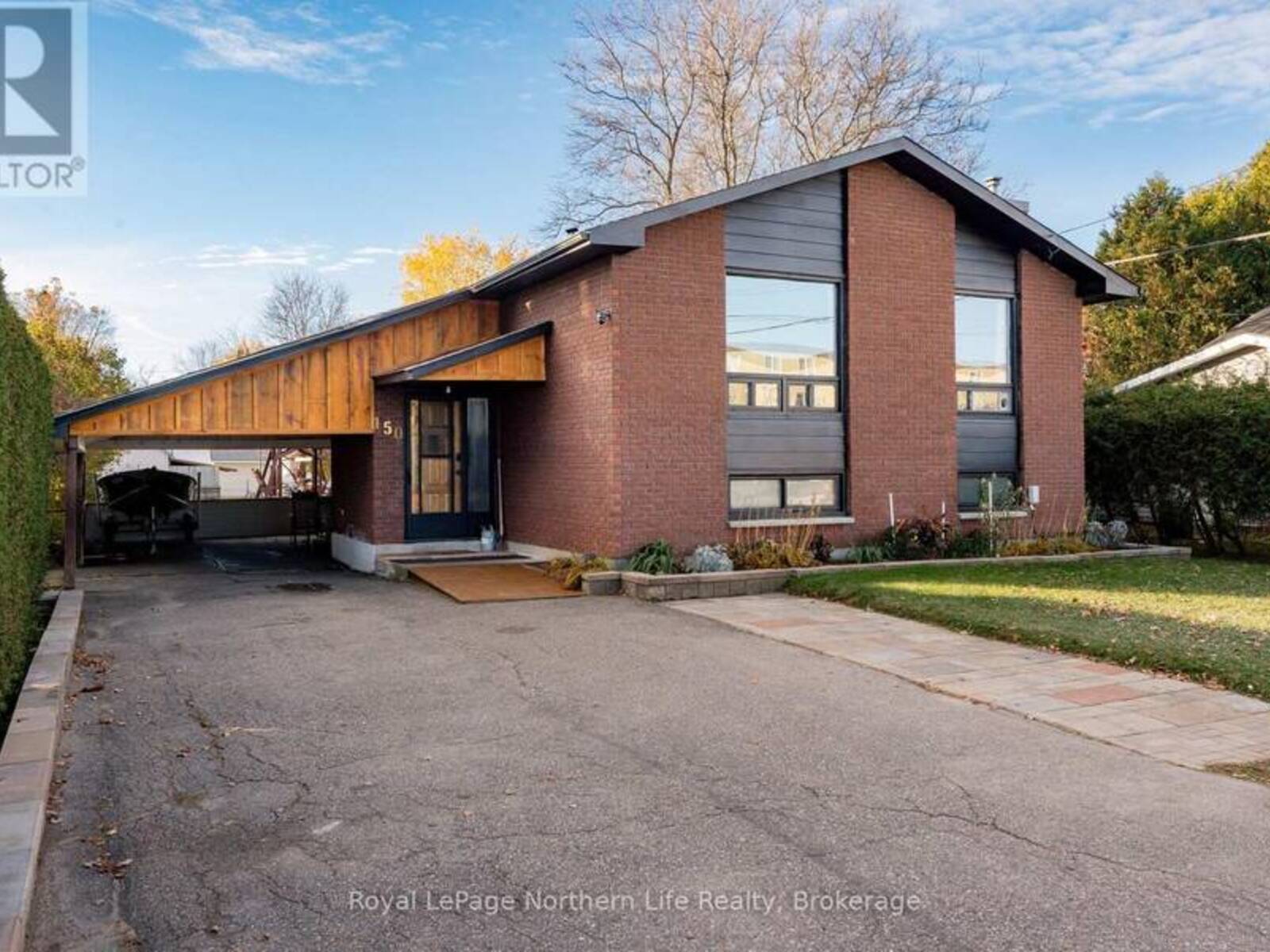 150 WILLIAM STREET, West Nipissing, Ontario P2B 2B7
