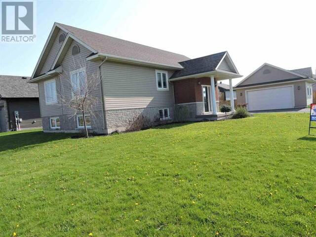 44 Chatfield DR Sault Ste. Marie Ontario, P6C 6E6