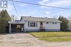 29 Strand AVE | Sault Ste. Marie Ontario | Slide Image Thirty-one
