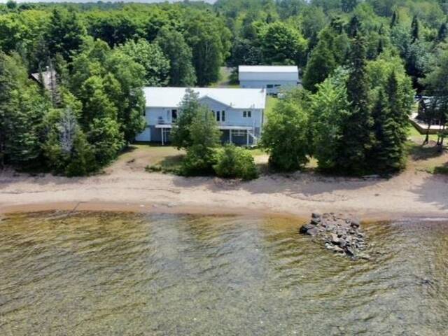 1009 Nils BAY Goulais River Ontario, P0S 1E0