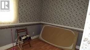 118 Axmith AVE | Elliot Lake Ontario | Slide Image Nine