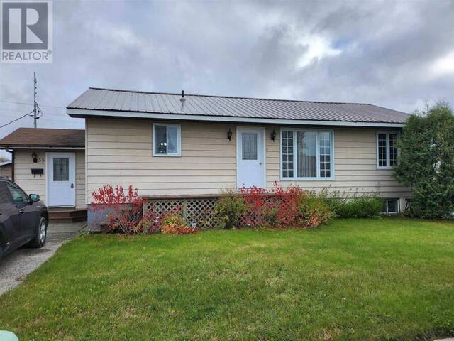 35 Rue Des Pins Dubrevilville Ontario, P0S 1B0