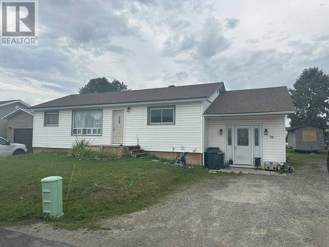 34 Rue Des Pins Dubreuilville Ontario, P0S 1B0