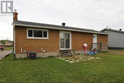 21 Selkirk RD | Sault Ste. Marie Ontario | Slide Image Eight