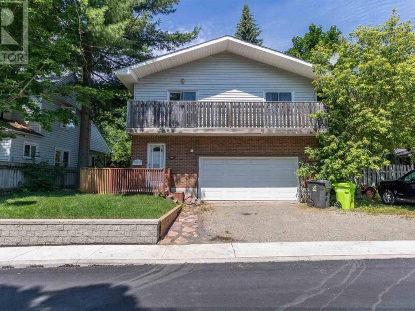 155 Biggings AVE, Sault Ste. Marie, Ontario P6A 3T8