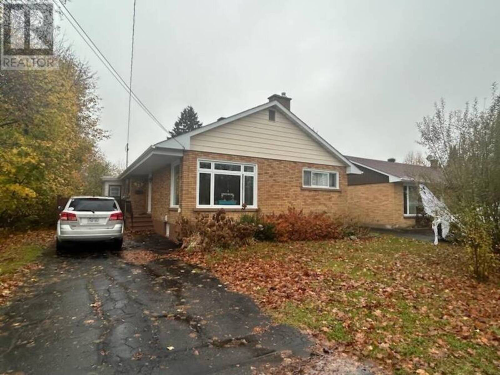 75 Glenholme DR, Sault Ste. Marie, Ontario P6A 4C2