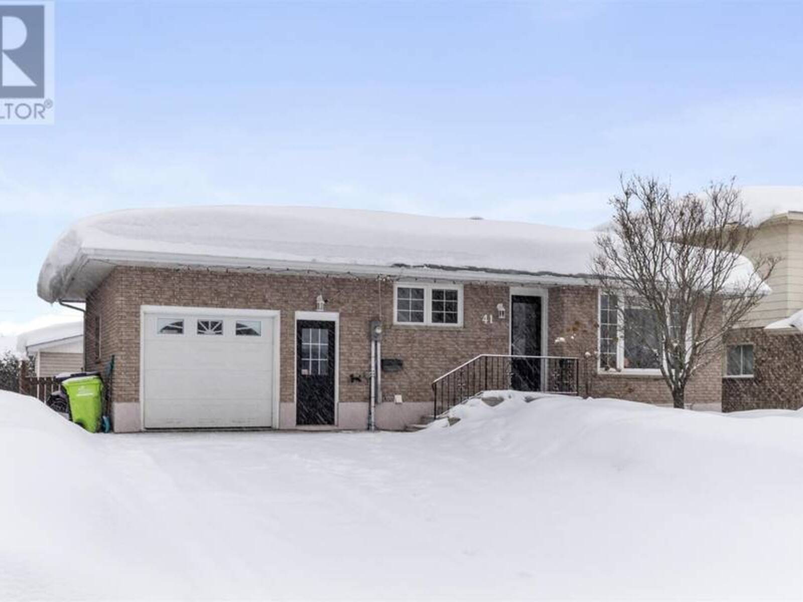 41 Pozzebon CRES, Sault Ste. Marie, Ontario P6C 6A7