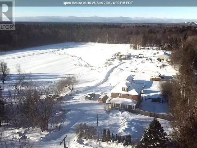 879 Carpin Beach RD Sault Ste. Marie Ontario, P6A 5K6 - 5 Bedrooms Home For Sale