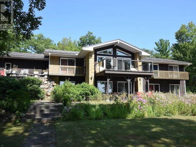 9 Kennedy RD Blind River Ontario, P0R 1B0 - 4 Bedrooms Waterfront Home For sale