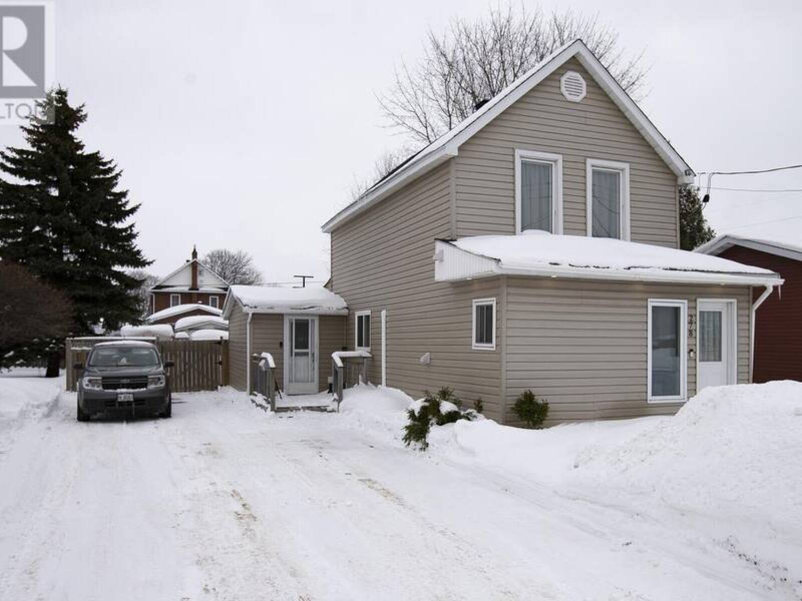 278 First AVE, Sault Ste. Marie, Ontario P6C 4N8