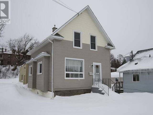 8 Grosvenor AVE Sault Ste. Marie Ontario, P6B 2L9