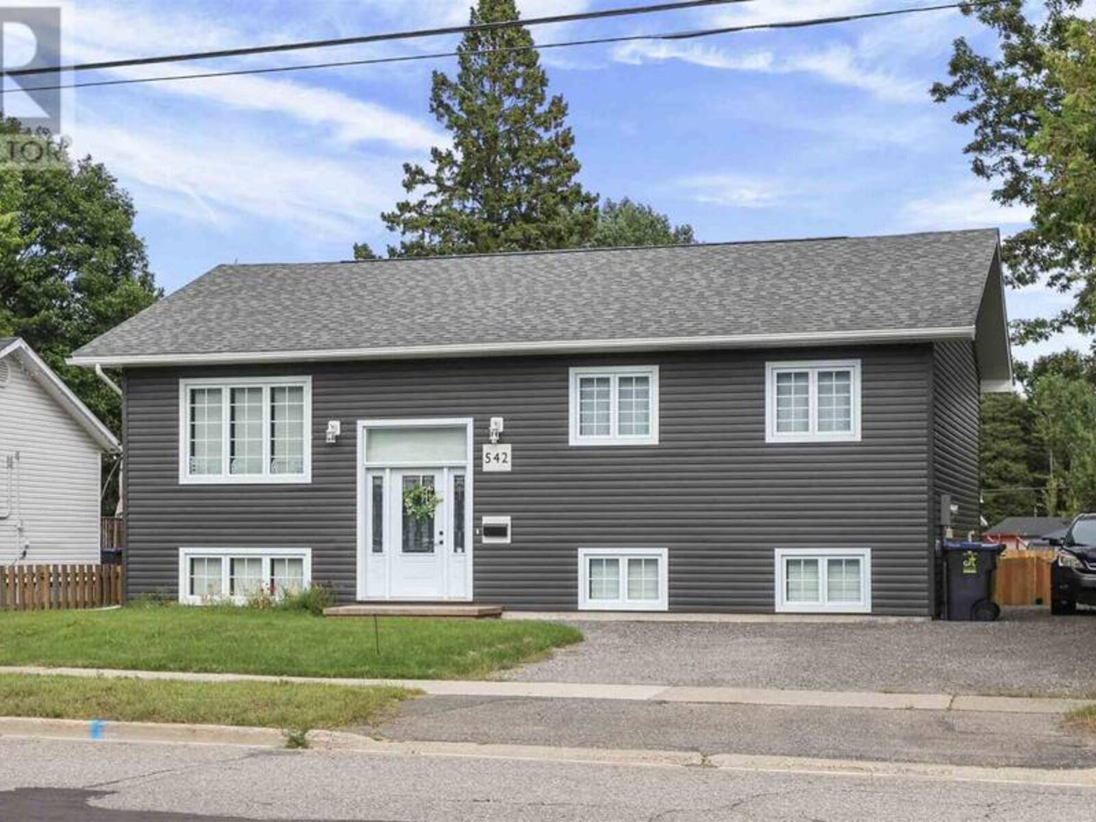 542 Boundary RD, Sault Ste. Marie, Ontario P6A 5C4