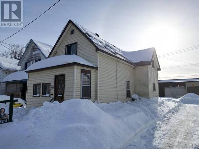 119 Grosvenor AVE Sault Ste. Marie Ontario, P6B 2M2 - 3 Bedrooms Home For Sale