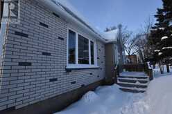 33 Allard ST | Sault Ste. Marie Ontario | Slide Image Two