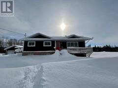 431 Pine Shores RD North Algoma Ontario, P0S 1E0