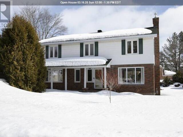 56 Atlas ST Sault Ste. Marie Ontario, P6A 4Z4 - 4 Bedrooms Home For Sale