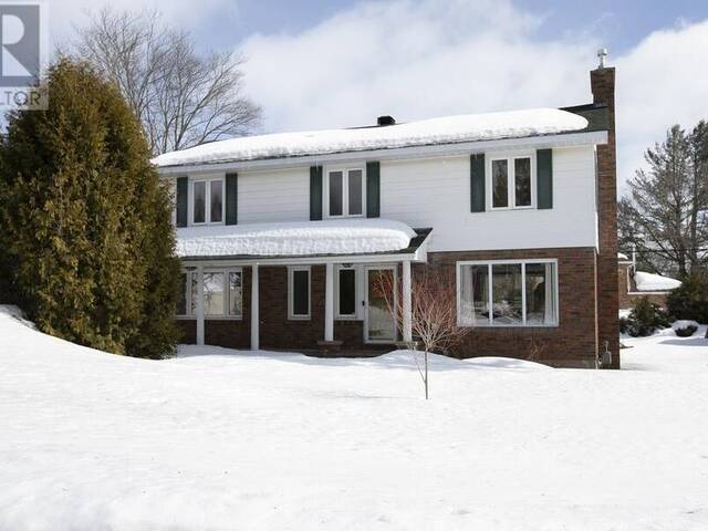 56 Atlas ST Sault Ste. Marie Ontario, P6A 4Z4 - 4 Bedrooms Home For Sale