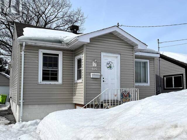 405 Second AVE Sault Ste. Marie Ontario, P6C 4N4 - 2 Bedrooms Home For Sale