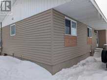 20 Niagara DR | Thunder Bay Ontario | Slide Image Three