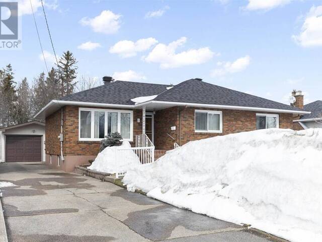 36 Strand AVE Sault Ste. Marie Ontario, P6B 4B6 - 3 Bedrooms Home For Sale