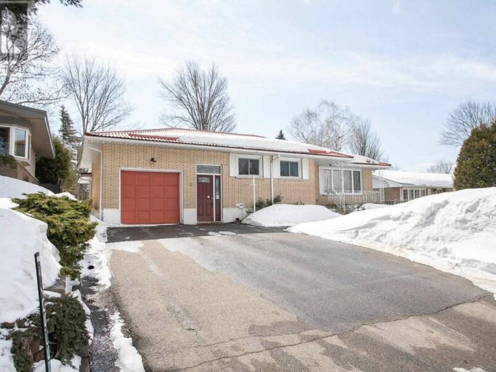 17 Irwin AVE, Sault Ste. Marie, Ontario P6A 3P7