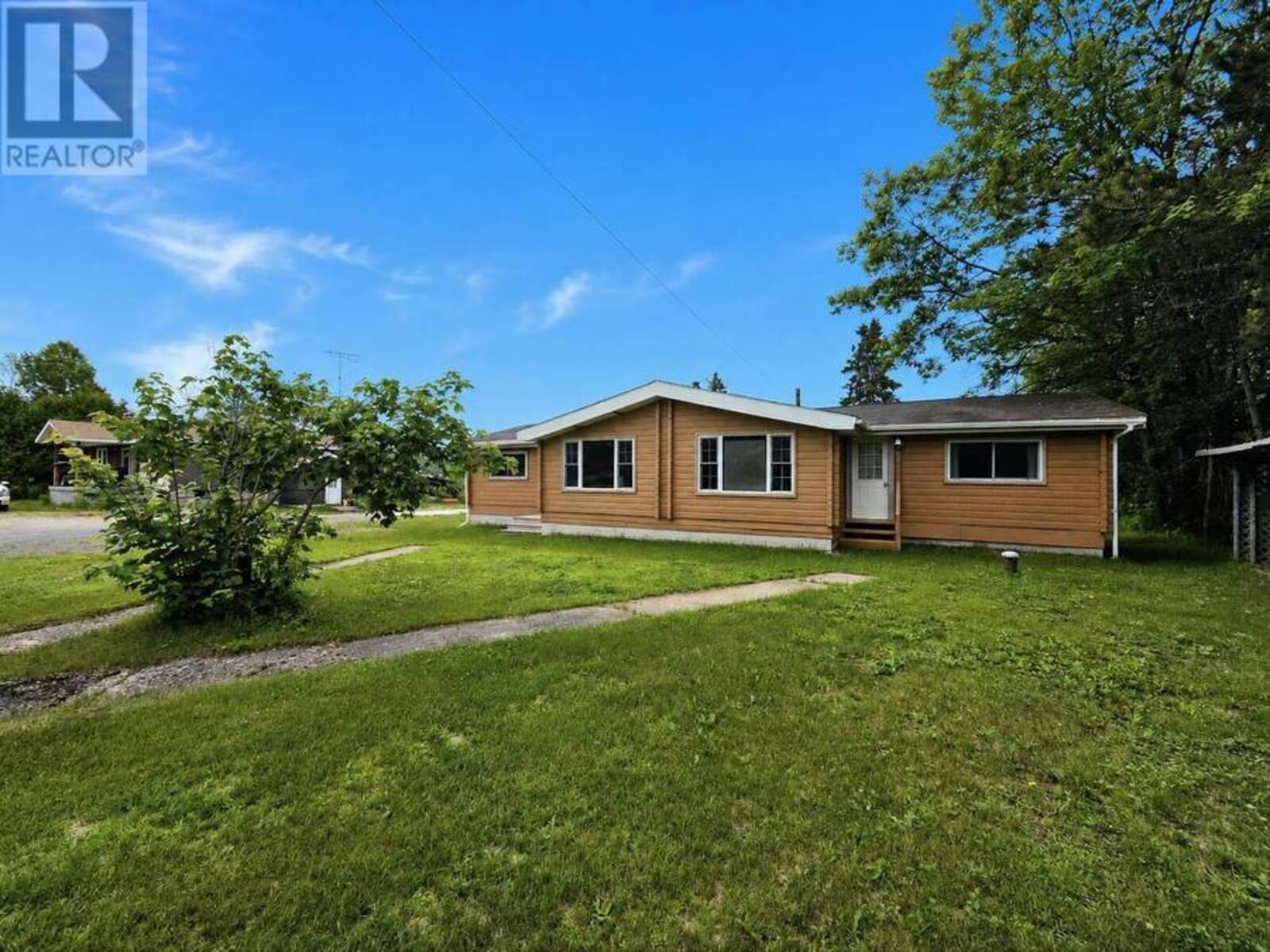 4576 Highway 17, The North Shore, Ontario P0R 1K0