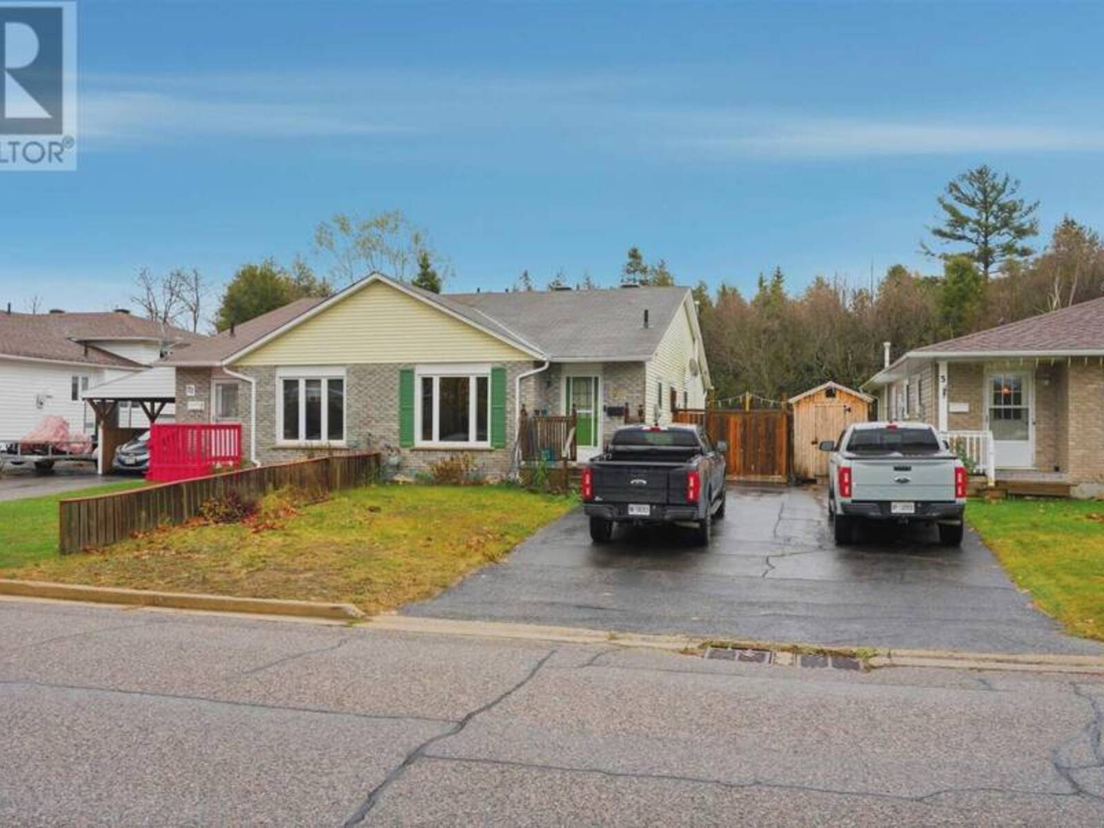 29 Laurier RD, Elliot Lake, Ontario P5A 2T9