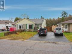 29 Laurier RD Elliot Lake Ontario, P5A 2T9