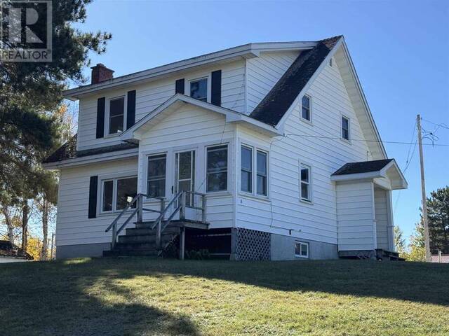 22 Low AVE Gogama Ontario, P0M 1W0 - 7 Bedrooms Home For Sale