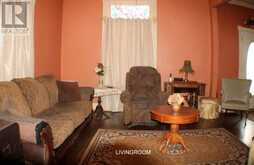 86 ST ANDREWS TERR | Sault Ste. Marie Ontario | Slide Image Four