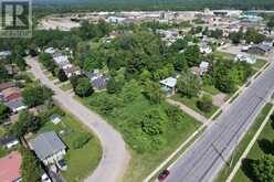 1051 Peoples RD | Sault Ste. Marie Ontario | Slide Image Four