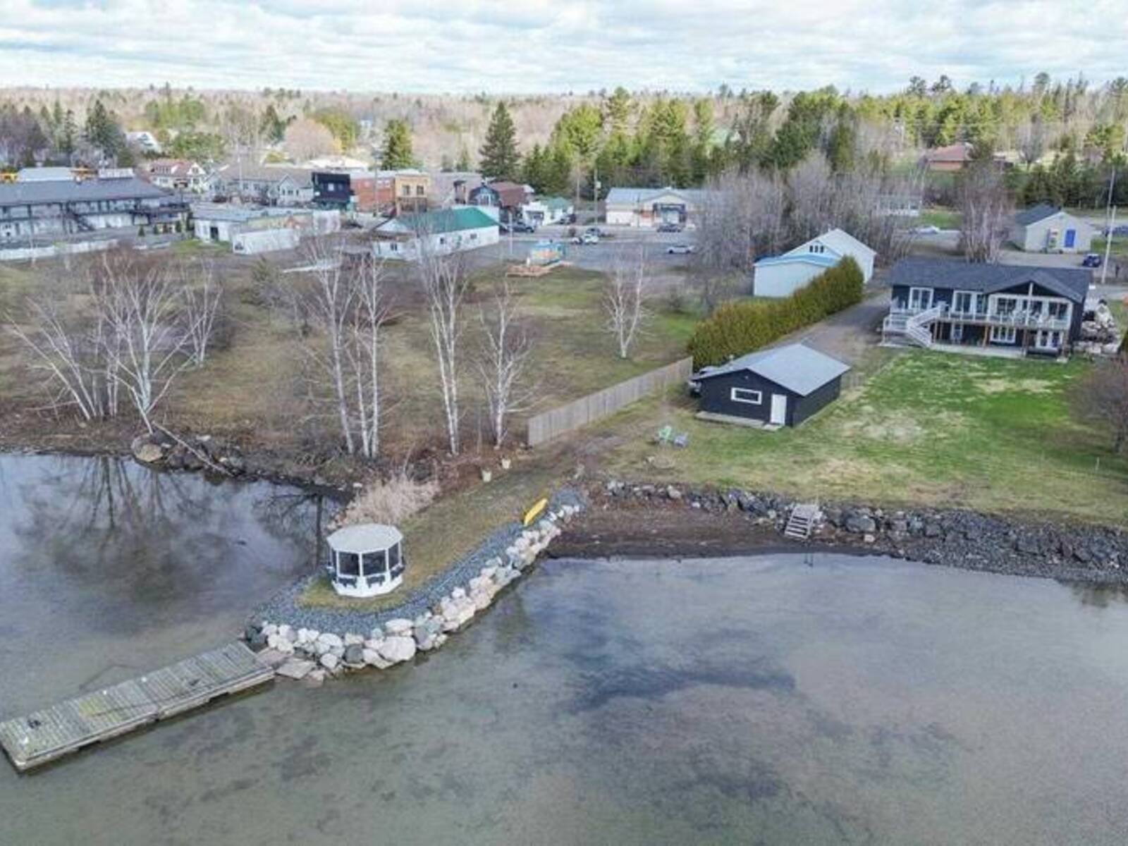 11 Mitchell ST, Bruce Mines, Ontario P0R 1C0