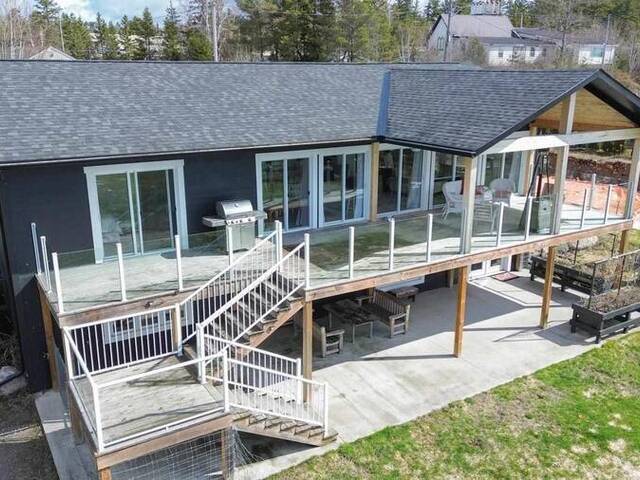 11 Mitchell ST Bruce Mines Ontario, P0R 1C0 - 3 Bedrooms Waterfront Home For sale