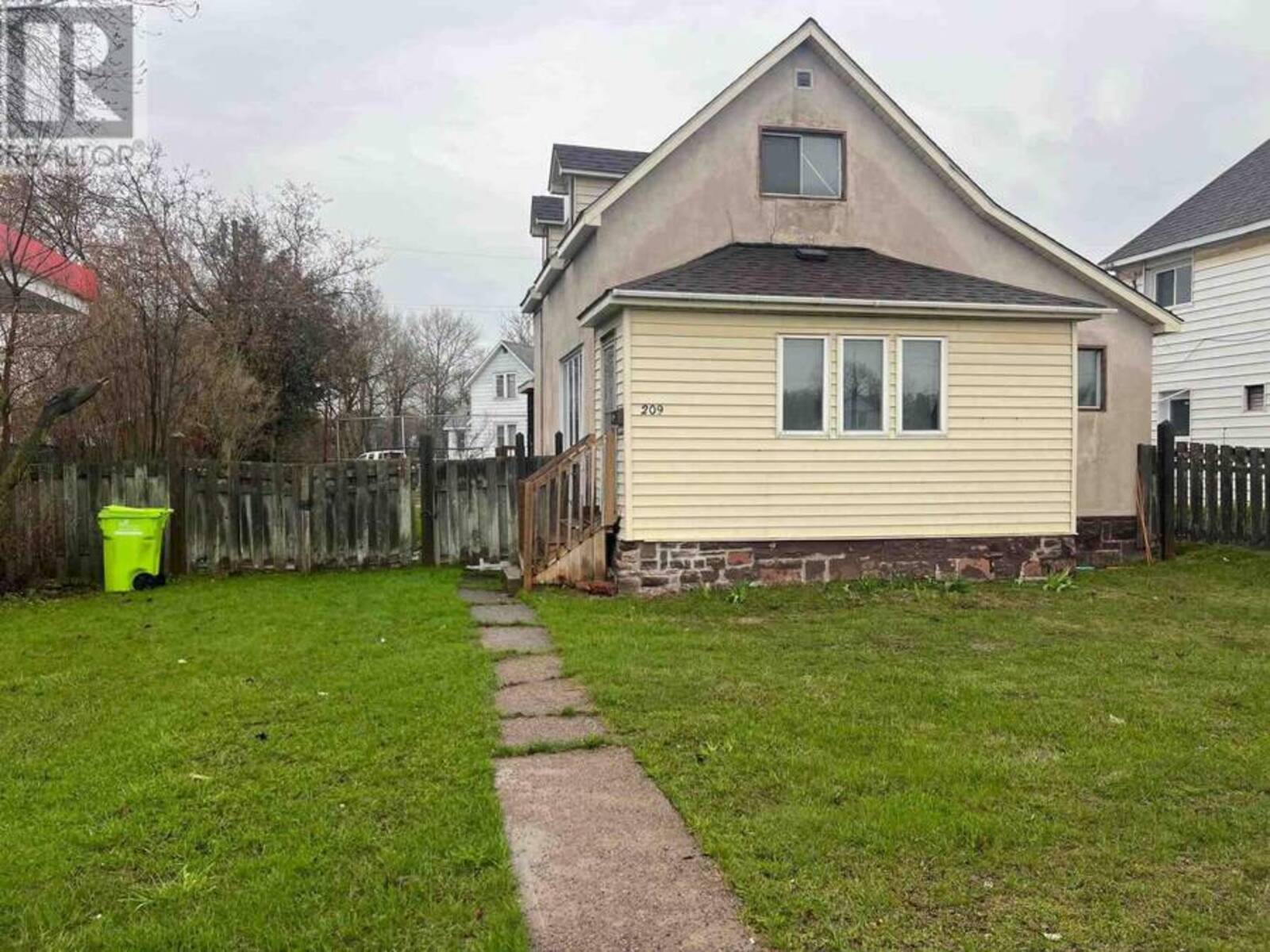 209 Wellington ST, Sault Ste. Marie, Ontario P6A 1H5