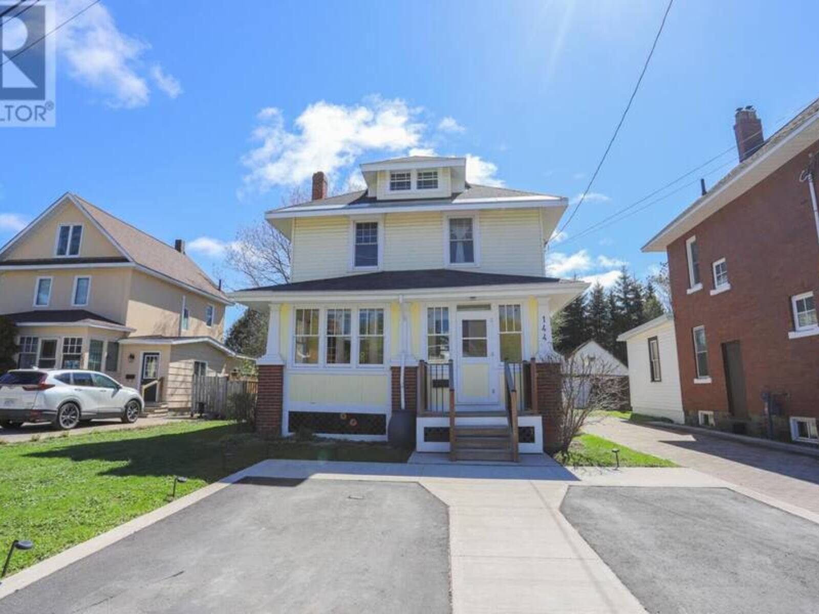 144 Leo AVE, Sault Ste. Marie, Ontario P6A 3V7