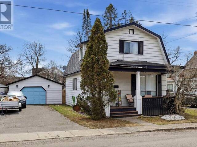49 Hawthorne AVE Sault Ste. Marie Ontario, P6B 1C6 - 2 Bedrooms Home For Sale