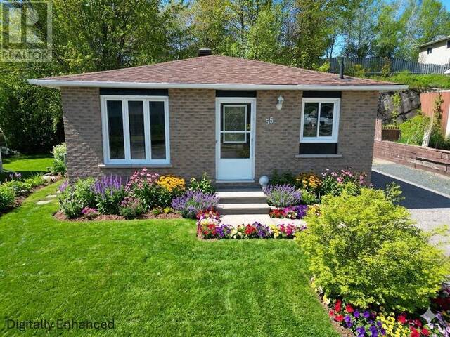 55 Pearson DR Elliot Lake Ontario, P5A 2X2 - 3 Bedrooms Home For Sale