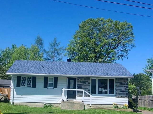 43 Poplar RD Elliot Lake Ontario, P5A 2J4 - 2 Bedrooms Home For Sale