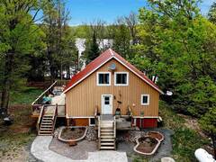 884 Dunlop Shores RD Elliot Lake Ontario, P5A 2S9