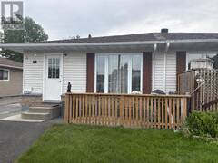 14 Albert ST Elliot Lake Ontario, P5A 2Y8