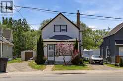 133 Grosvenor AVE | Sault Ste. Marie Ontario | Slide Image Two
