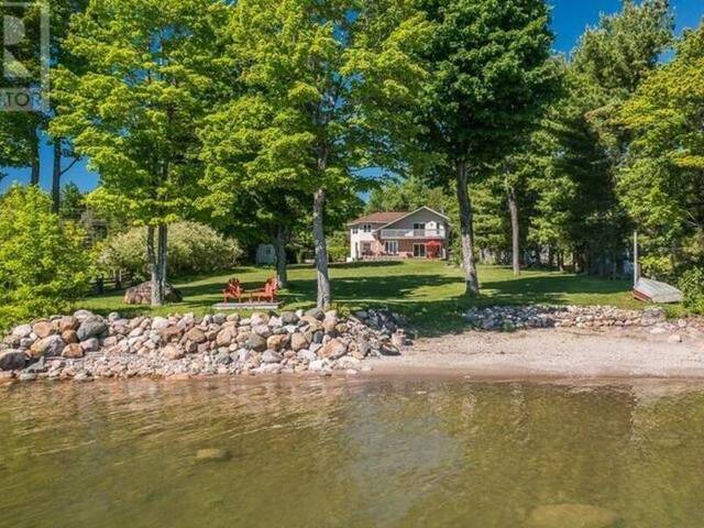 2750 Canoe Point RD|St. Joseph Township Hilton Ontario, P0R 1J0 - 3 Bedrooms Waterfront Home For sale