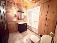 523 Lyndale RD | Thunder Bay Ontario | Slide Image Fifteen