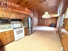 523 Lyndale RD | Thunder Bay Ontario | Slide Image Eight