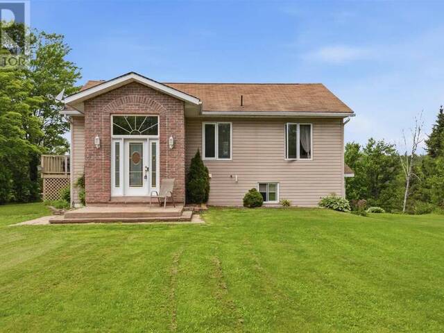 29 River DR Blind River Ontario, P0R 1B0 - 3 Bedrooms Waterfront Home For sale