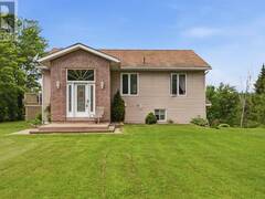 29 River DR Blind River Ontario, P0R 1B0