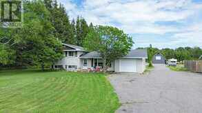 1506 Airport RD | Sault Ste. Marie Ontario | Slide Image Four