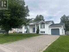 48 Millcreek DR Sault Ste. Marie Ontario, P6B 6H6